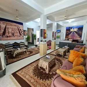 Grand &hostel Bed & Breakfast