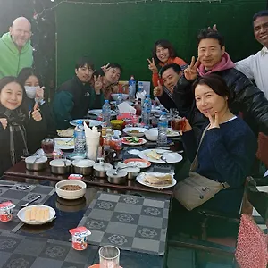  招待所 Abeer